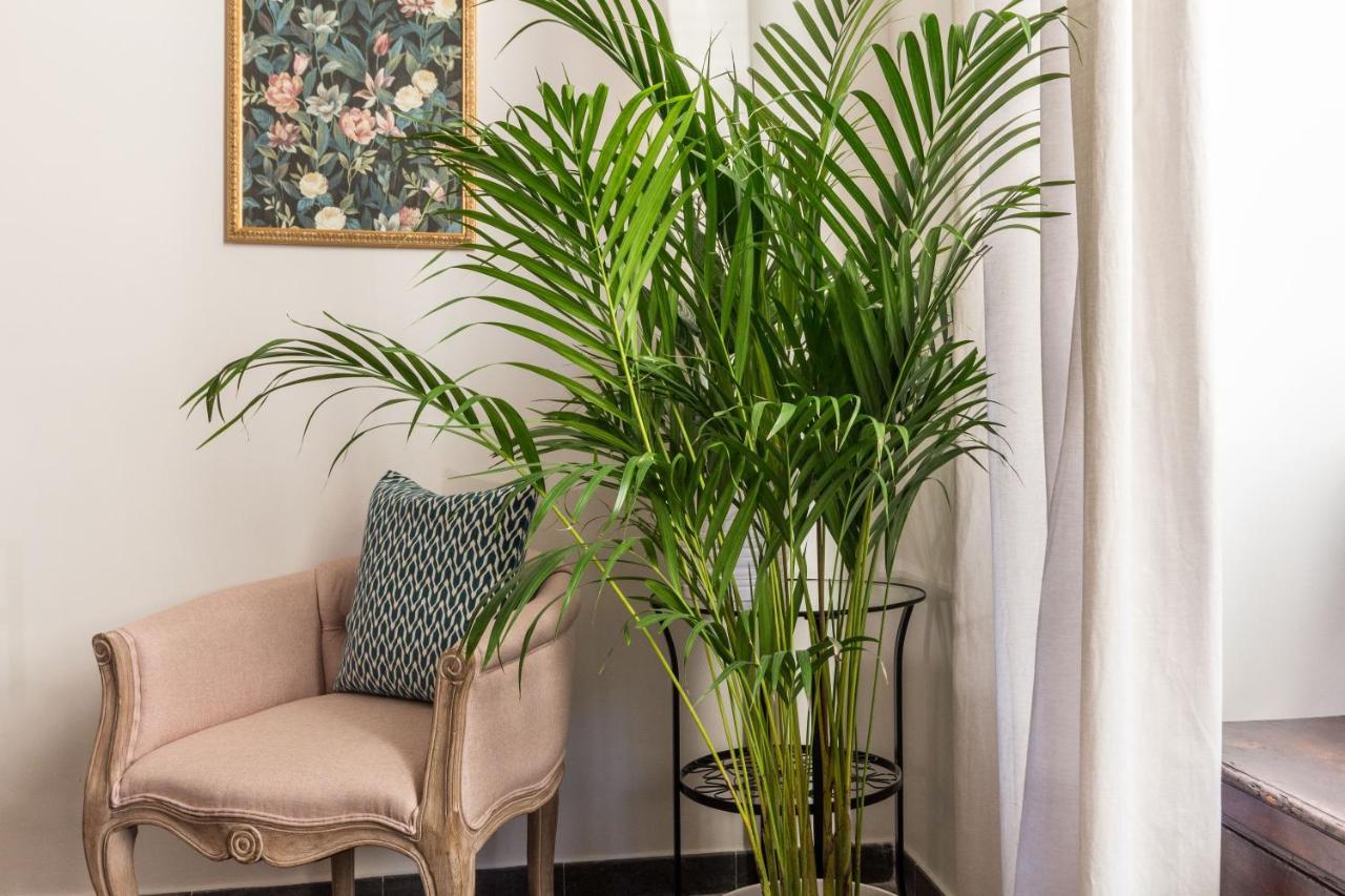 Flora Metro Vittorio Apartment Rom